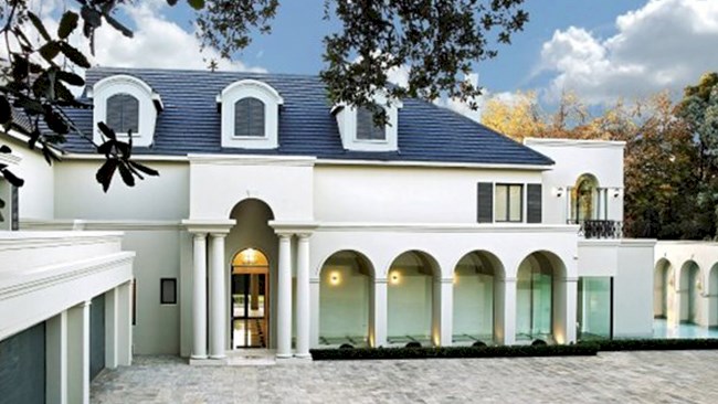 68 million rand house in Sandhurst
