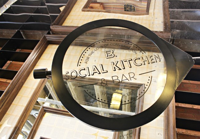 social kitchen and bar hyde park contact details