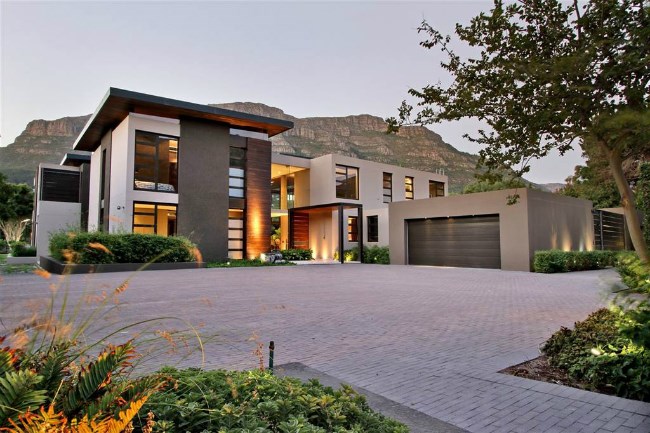 Inside the R35m Hout Bay Estate