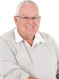 Derek Oldfield
