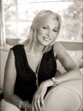 Nicolene Bird