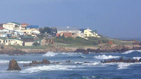 Brenton-on-Sea area and property guide