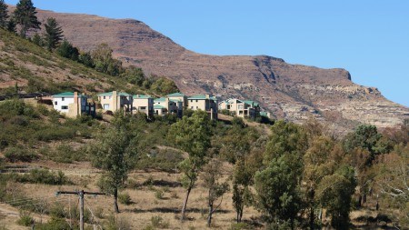 Escape to the quaint town of Clarens 