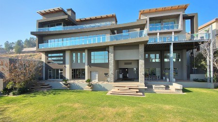 Luxury Bedfordview home sold for record price of R30 million 