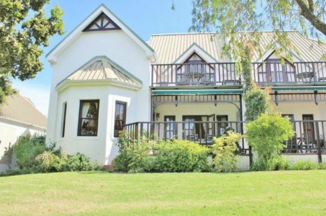 2 bedroom house for sale in Fancourt Hotel & Country Estate | Price: R4 200 000