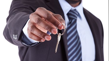 10 characteristics of successful estate agents