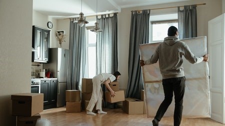 How to cut moving costs