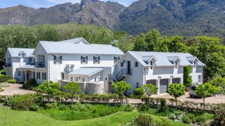 Southern Suburbs “Uppers” property hits historic highs