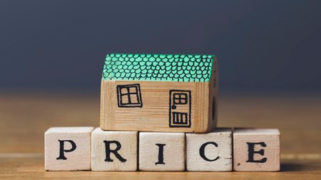 What does it mean to realistically price your property?