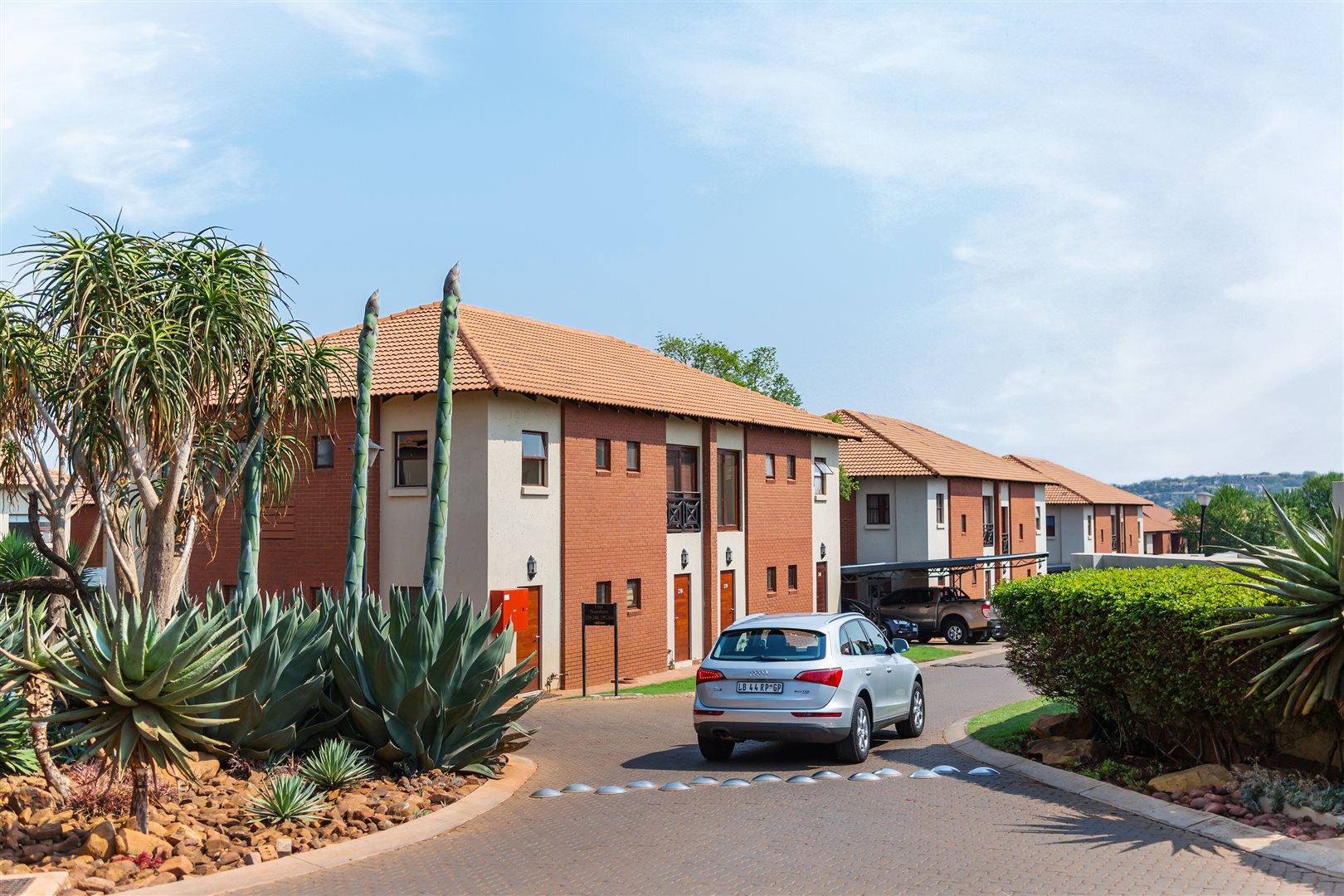 Bluestream Villas in Pretorius Park, Pretoria East (South) Private