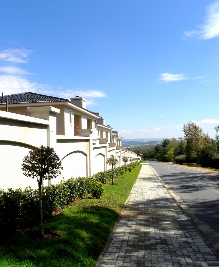 Villa Baroque in Erand Gardens, Midrand Private Property