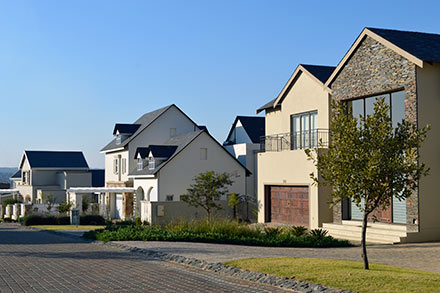 Houses at the Waterfall Country Estate in Midrand