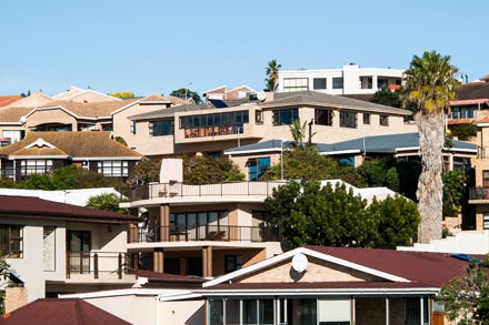 Houses on the hill in Jeffreys Bay to Tsitsikamma