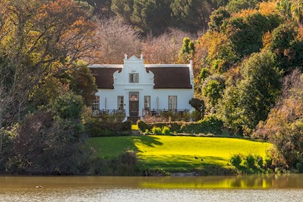 Building on the edge of a lake in Kuilsriver