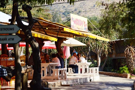 Outdoor restaurant in Hartebeespoort Dam and surrounds
