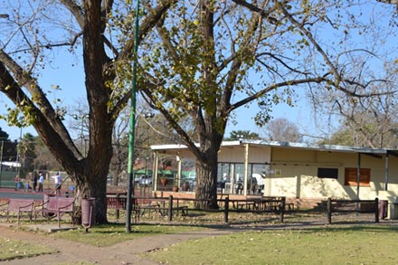 Clubhouse at the park in Moot