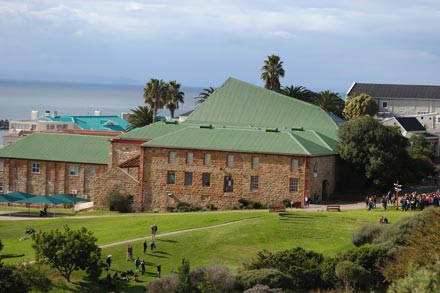 The Old Post Tree museum in Mossel Bay to Glentana
