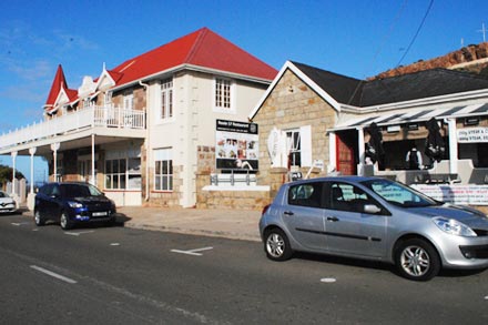 Marsh street in Mossel Bay to Glentana