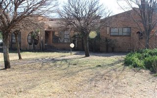 2 m² Farm in Mantevrede