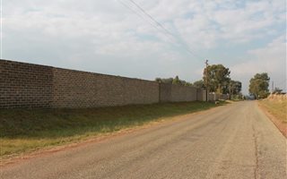1 ha Land available in Blue Saddle Ranches