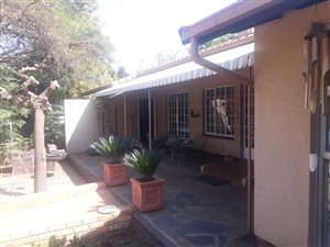 4 Bed House in Albemarle