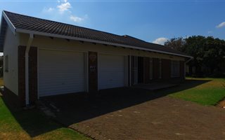 3 Bedroom House in Elandia