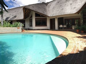 5 Bed House in Bo Dorp