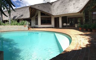 5 Bedroom House in Bo Dorp