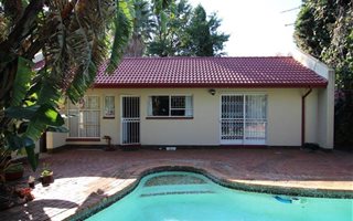 4 Bedroom House in Pierre van Ryneveld