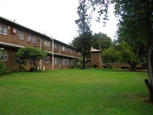 2 Bed Flat in Meyerspark
