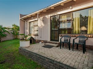 2 Bed Townhouse in Lorraine