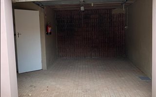 200 m² Commercial space in Glenwood