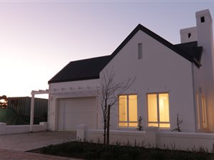3 Bed House in Koelenbosch Country Estate