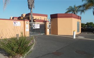 2 Bedroom Flat in Ferndale
