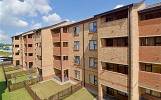 2 Bedroom Apartment in Halfway Gardens