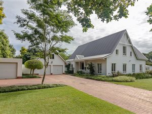 4 Bed House in Kloof