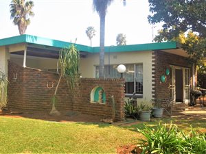 4 Bed House in Roseville