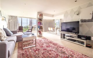 3 Bedroom Apartment in Kenilworth