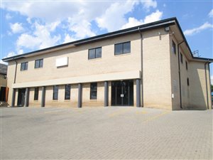 2075 m² Commercial space in Halfway Gardens