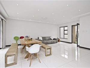 3 Bed Townhouse in Oaklands