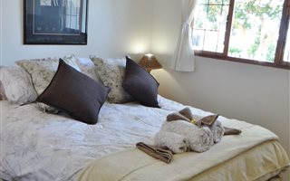 1 Bedroom Garden Cottage in Glenashley