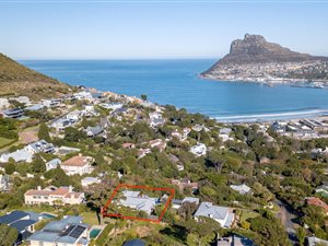 4 Bed House in Scott Estate