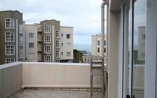 3 Bedroom Penthouse in Reebok