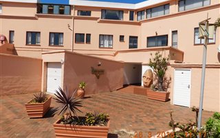 3 Bedroom Apartment in Brighton Beach