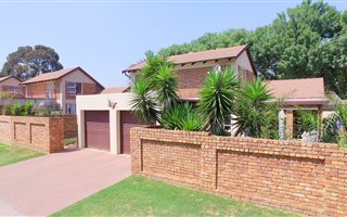 4 Bedroom Cluster in Allen Grove