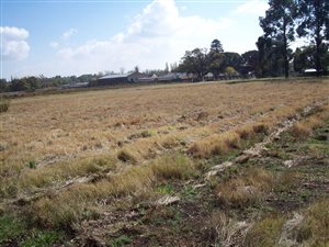 744 m² Land available in Klipwater