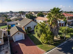 3 Bed House in Goodwood