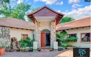 4 Bedroom House in Bryanston West