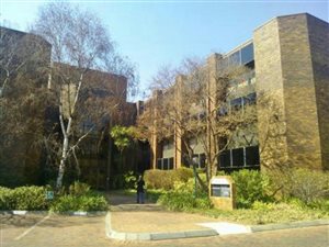 188 m² Office Space in Ormonde