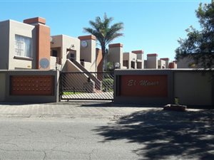 2 Bed Apartment in Vanderbijlpark SW5